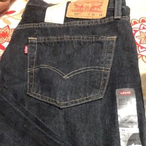 Men’s Levi jeans 527